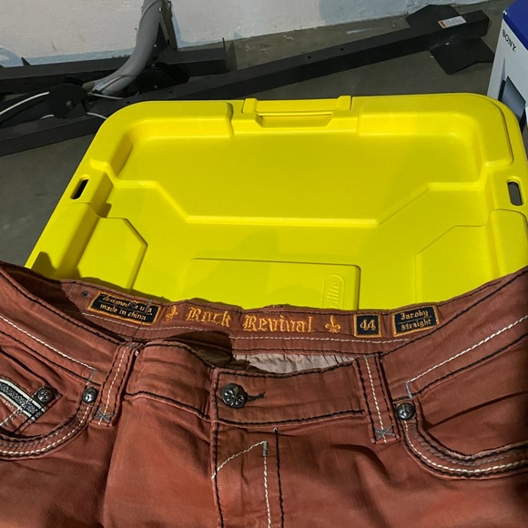 Like new Rock Revival Jeans - Picture 4 of 4